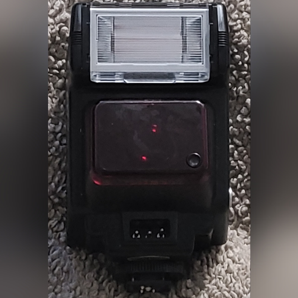 Nikon SB-22 Aurofocus Speedlight Shoe Mount Camera Flash Manual - Picture 2 of 10